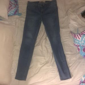 Hollister skinny jeggings W-28 L-31